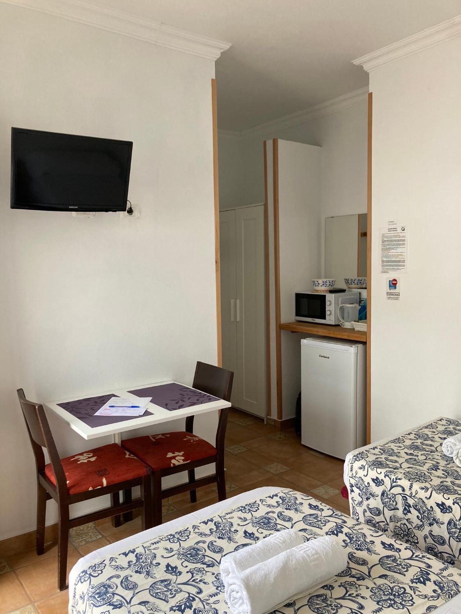 Apartamentos Y Habitaciones Villa Marina La Caleta  Δωμάτιο φωτογραφία