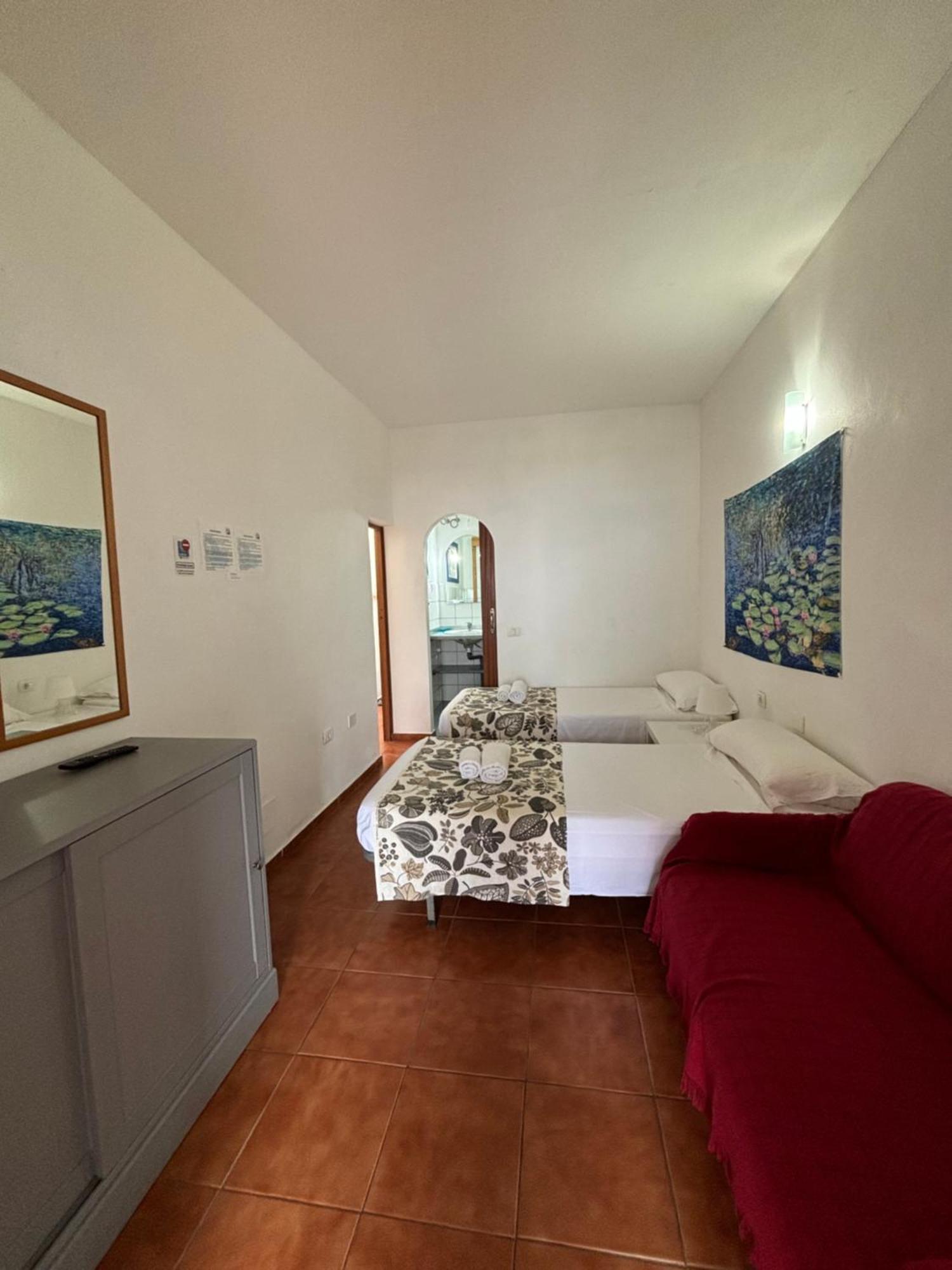 Apartamentos Y Habitaciones Villa Marina La Caleta  Εξωτερικό φωτογραφία